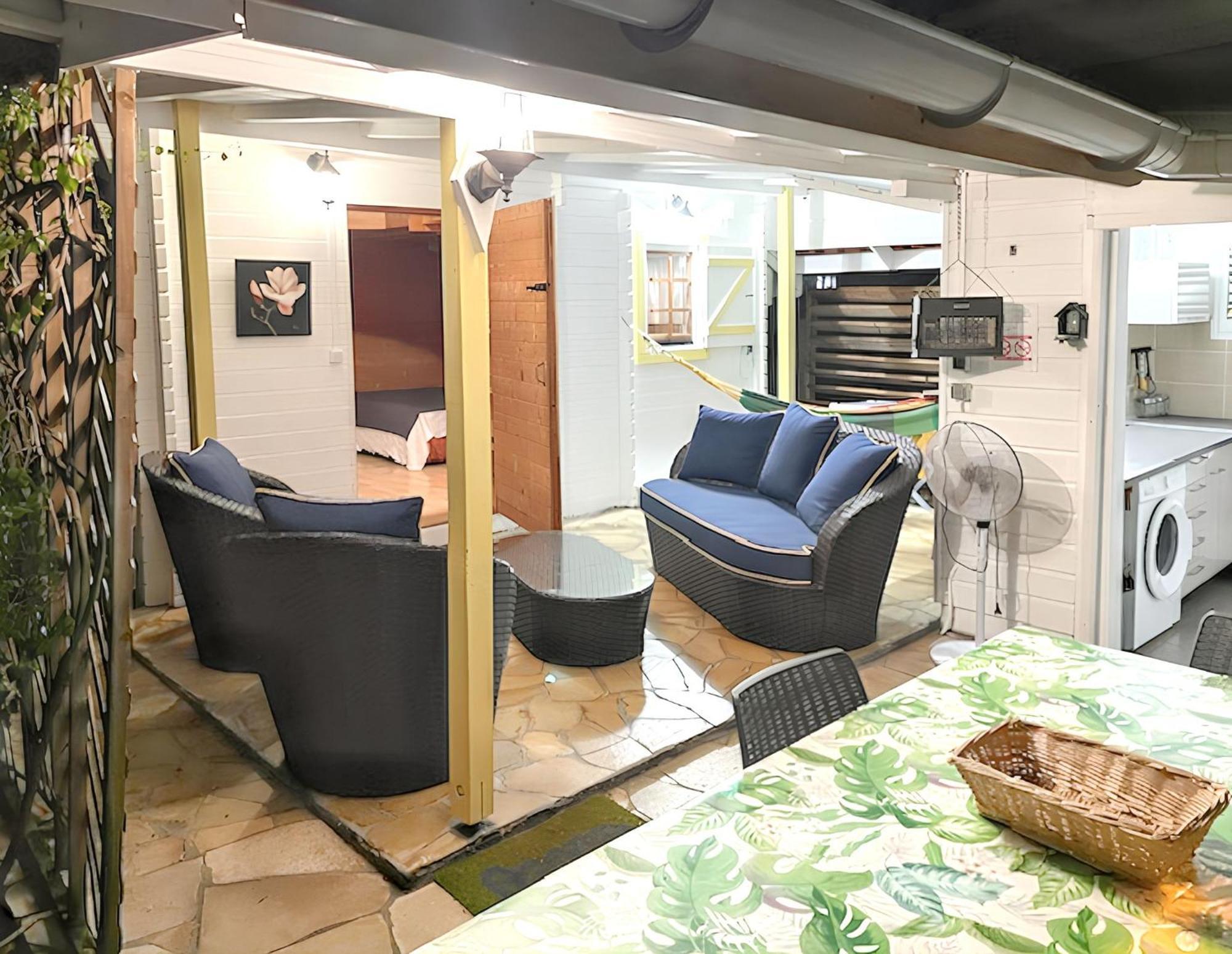 Chalet Confortable Au Vauclin Avec Piscine Privee Le Vauclin Luaran gambar